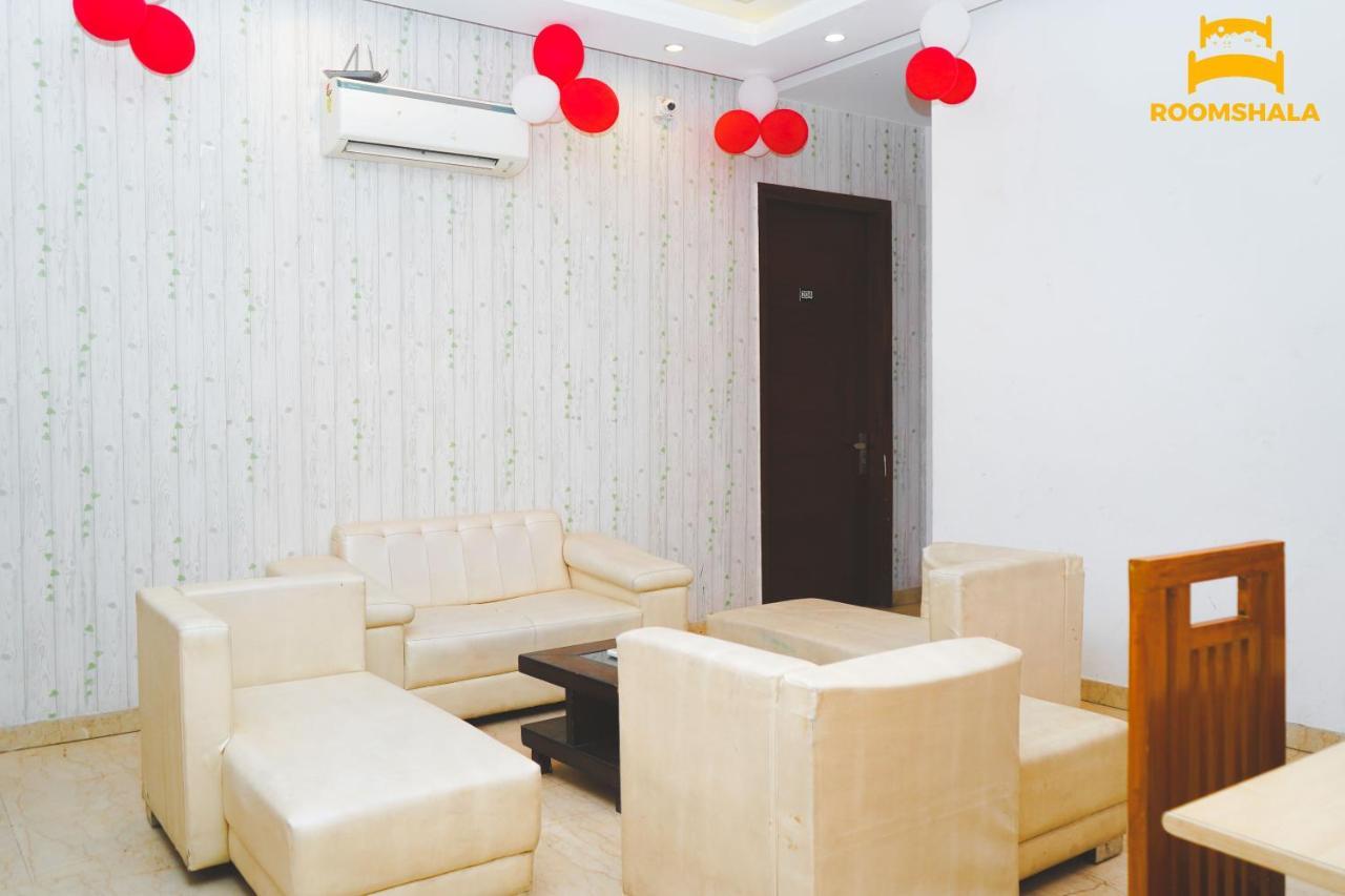 Hotel Ls 21 Badshahpur Esterno foto