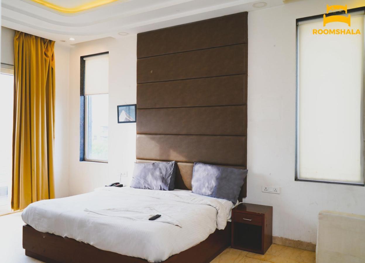 Hotel Ls 21 Badshahpur Esterno foto
