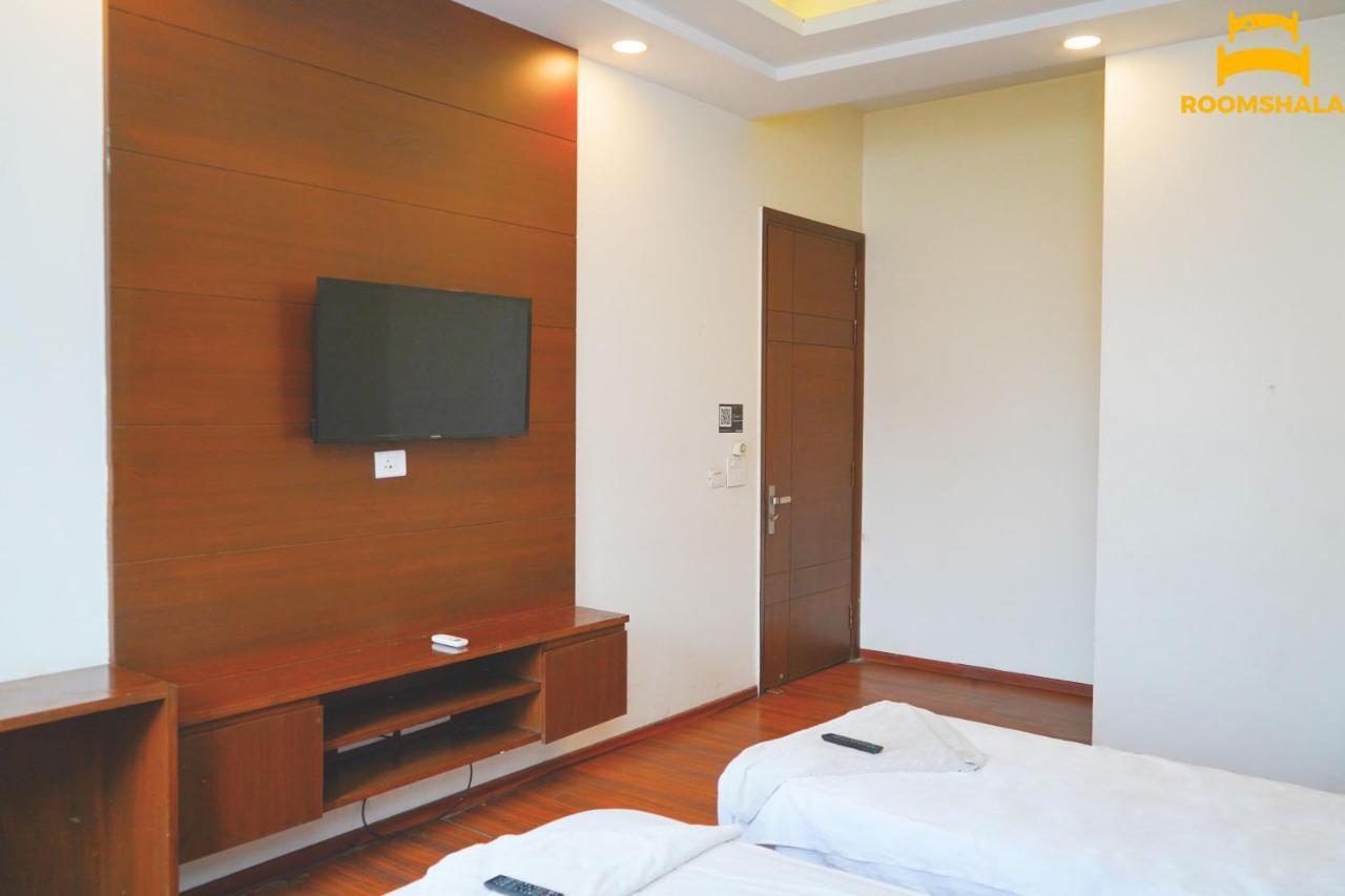 Hotel Ls 21 Badshahpur Esterno foto